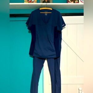 Women’s Size Large Scrub Set Navy Cherokee